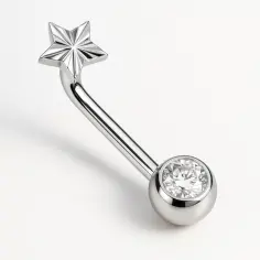 Srebrny kolczyk do pępka (vch piercing) z błyszczącą gwiazdką i cyrkonią.