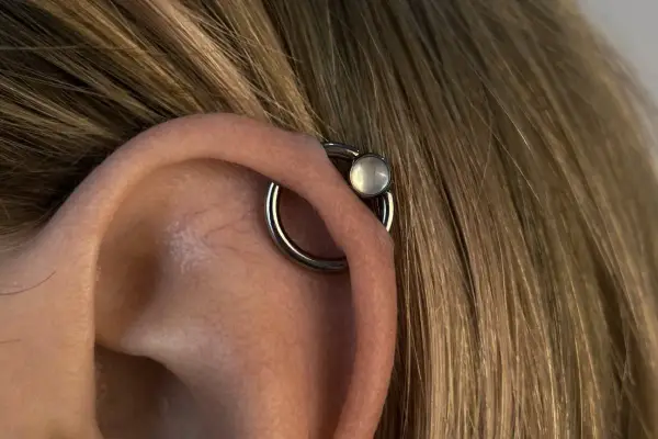 Orbital piercing - Jak osiągnąć elegancki efekt?